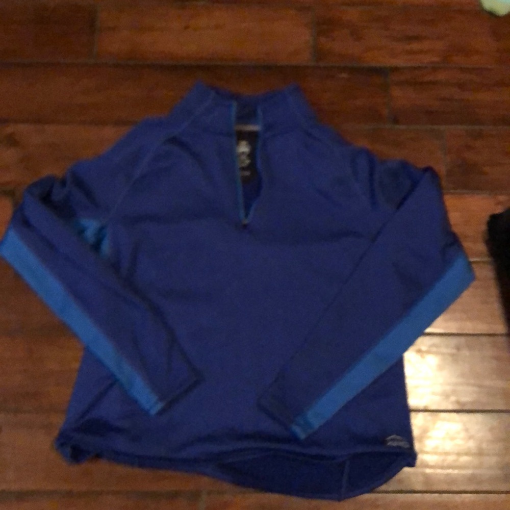 Cabelas pullover